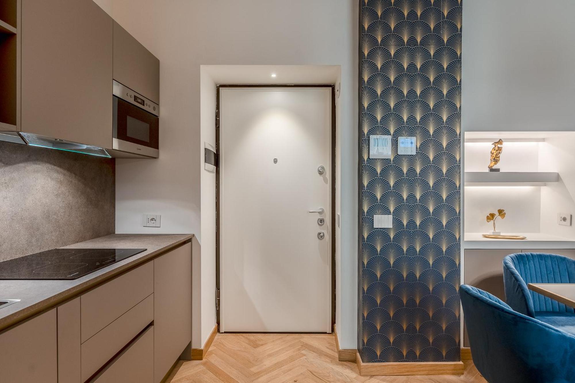Luxury Apartment - Near Stazione Centrale Milan Bagian luar foto