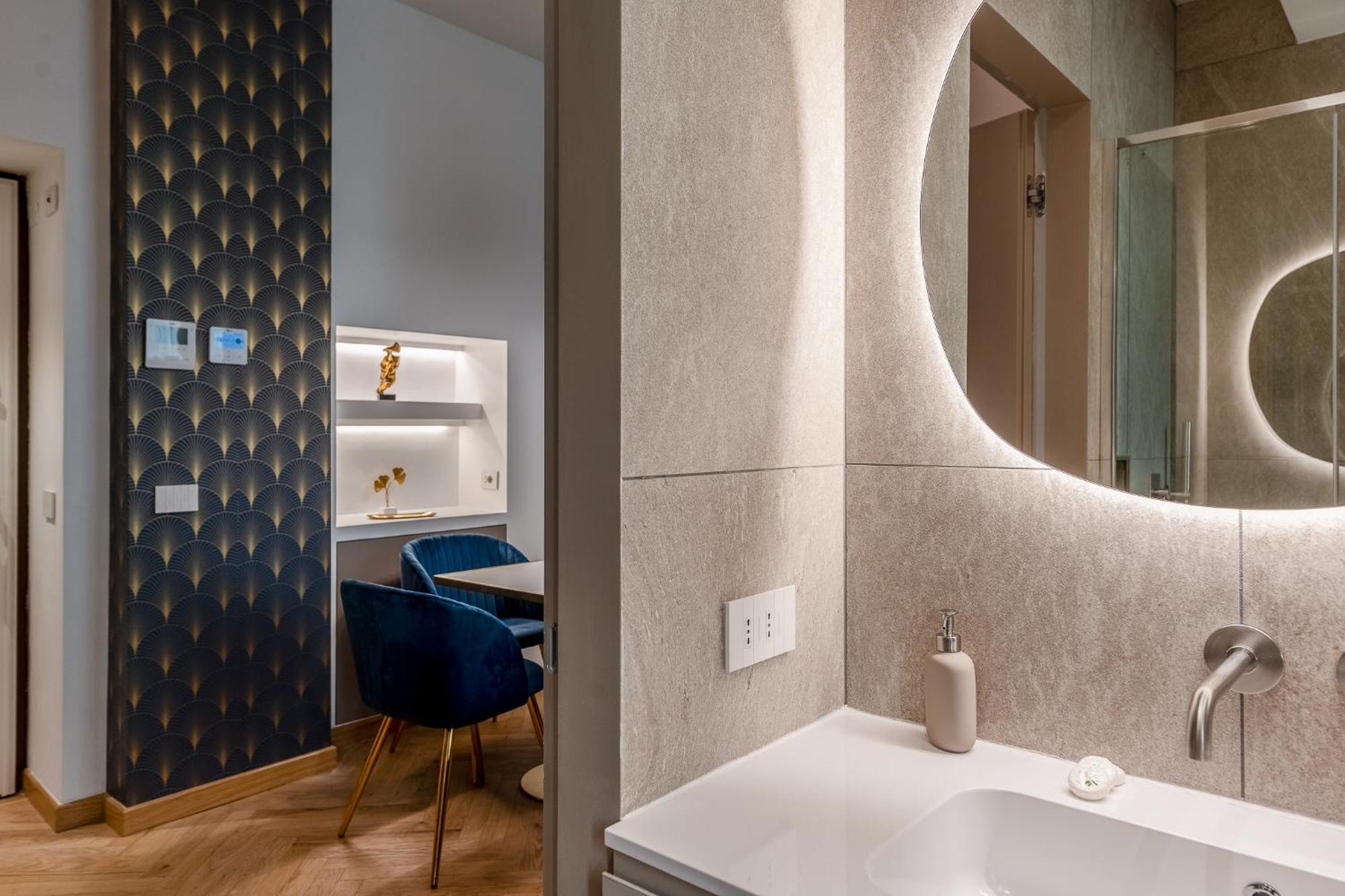 Luxury Apartment - Near Stazione Centrale Milan Bagian luar foto