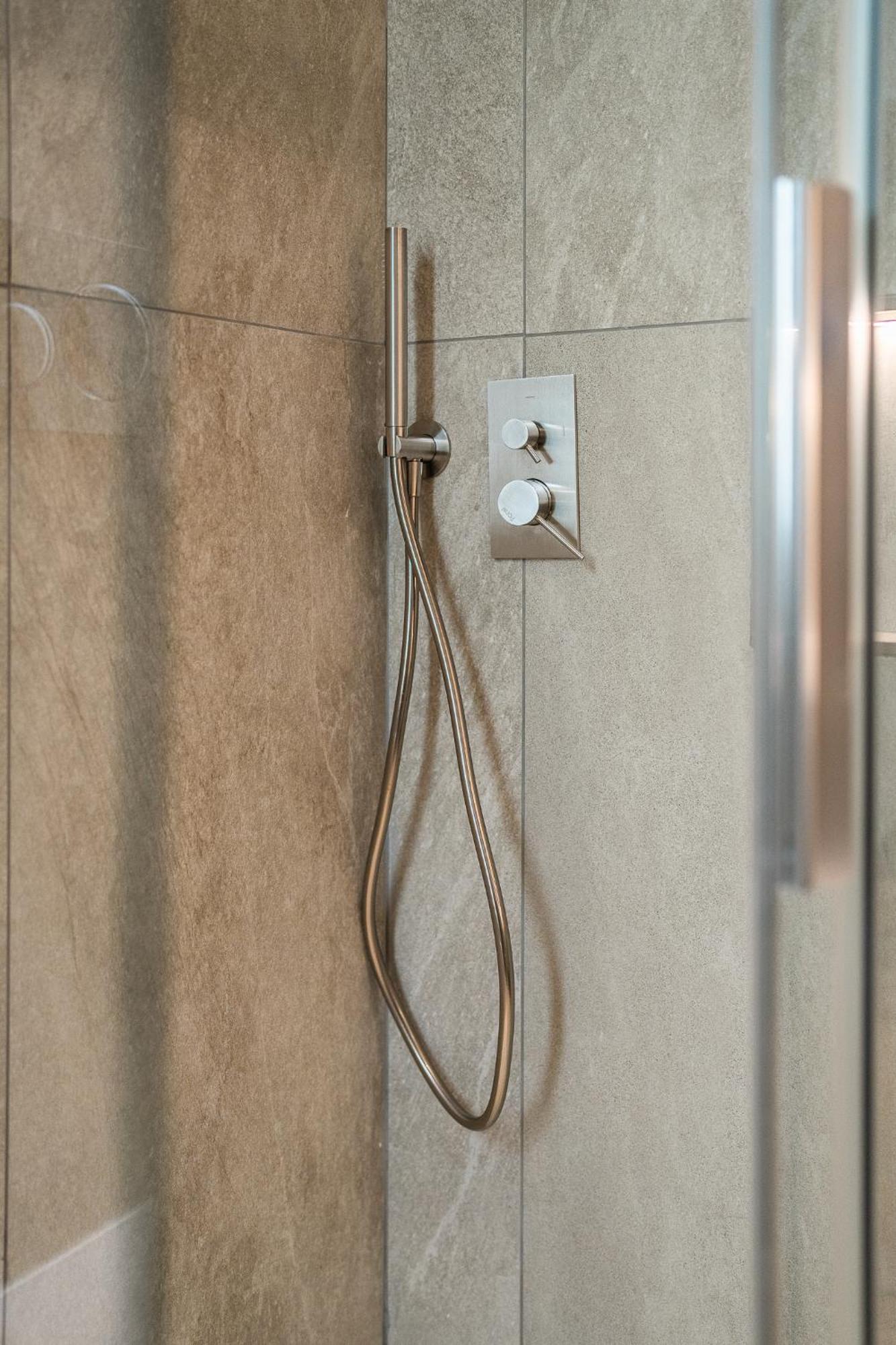 Luxury Apartment - Near Stazione Centrale Milan Bagian luar foto