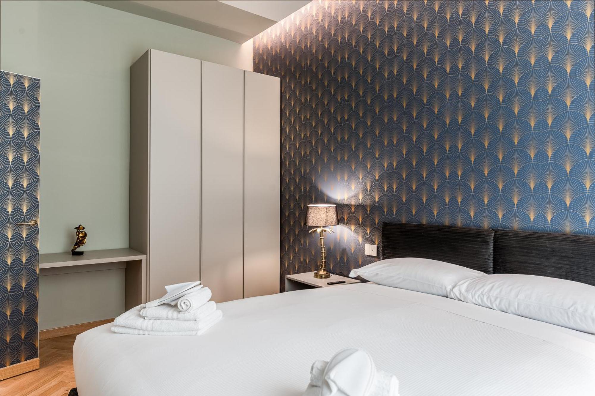 Luxury Apartment - Near Stazione Centrale Milan Bagian luar foto